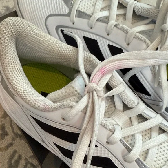 Adidas Woman White & Black SZ 9 Softball Cleats Good Condition small pink marks - Picture 2 of 6